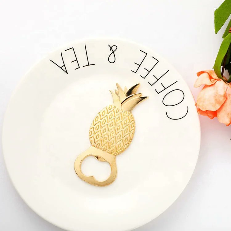 YuQigift's tweet photo. Gift Box Party Supplies Wedding Favors Decorations Gold Pineapple Bottle Openers

https://t.co/Ec2aix38MW

#bottleopener #metalbottleopener #goldenpineapplebottleopener #weddingpartysupplies https://t.co/WjFU0IZU0I