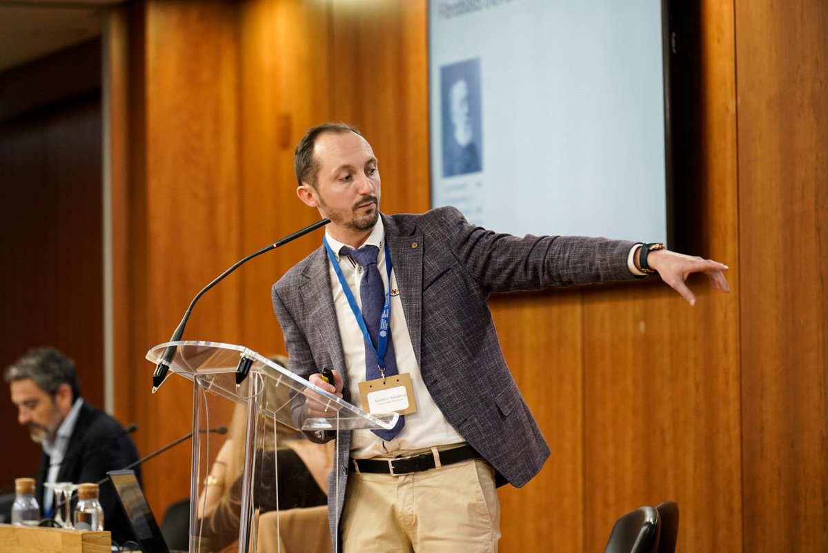 Scintillating session on factors influencing the development of fibrosis. With <a href="/anitabites/">Anabel Fdz-⛪️</a> <a href="/MaiteGF_B/">Maite G Fernandez-Barrena</a> <a href="/mario_manresa/">The Manresa lab</a> <a href="/fabiomarra_dr/">Fabio Marra</a> &amp; Nadezda Apostolova, + <a href="/get_ruben/">rubén francés</a> &amp; <a href="/anablasgar/">Ana Blas-García</a> as chairs
🔥🔥🔥#fibrosis #livertwitter #gastrogeeks #tweak #fibroblast congreso.adeituv.es/fibrosisvalenc…
