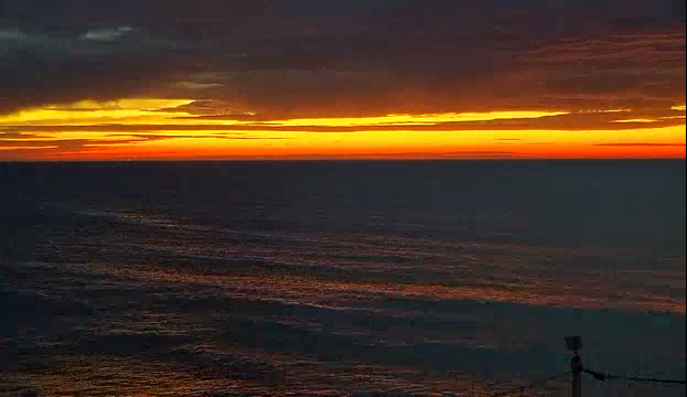 [6:45 am] Good morning southern New England! We're on sunrise alert on this very mild morning.  Temperatures as you walk out the door are more reminiscent of late summer than the end of October