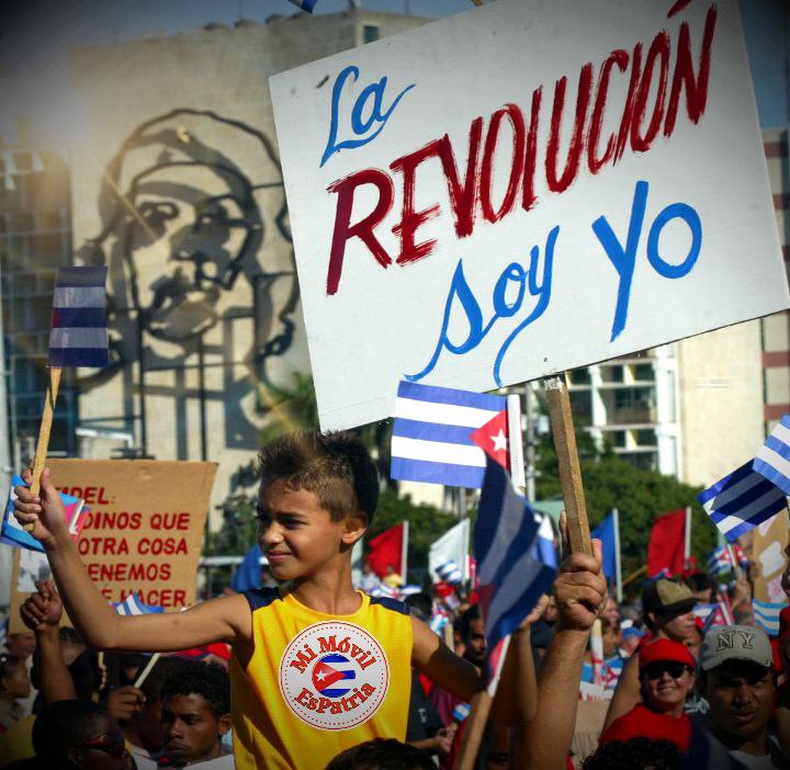 Cubano_Soy100's tweet photo. #UnidadYFirmeza 
#SomosCuba 🇨🇺🇨🇺🇨🇺 https://t.co/wxOuBajnRp