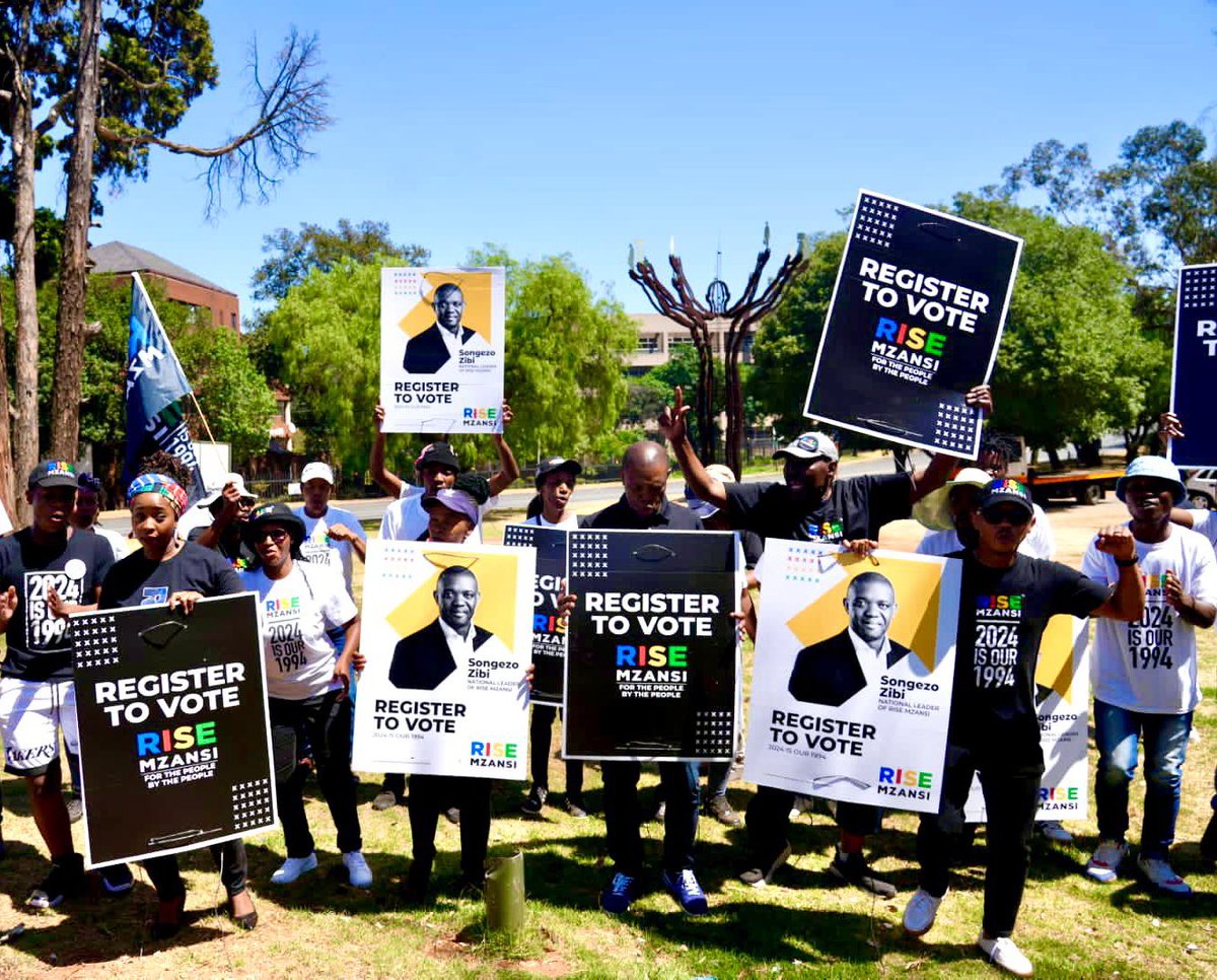 Makashule's tweet photo. A movement for the people by the people. 

It’s time for warriors of freedom to RISE Up! 

#2024IsOur1994 
#RISEMzansi
#ForThePeopleByThePeople https://t.co/aLto2N8Qcf