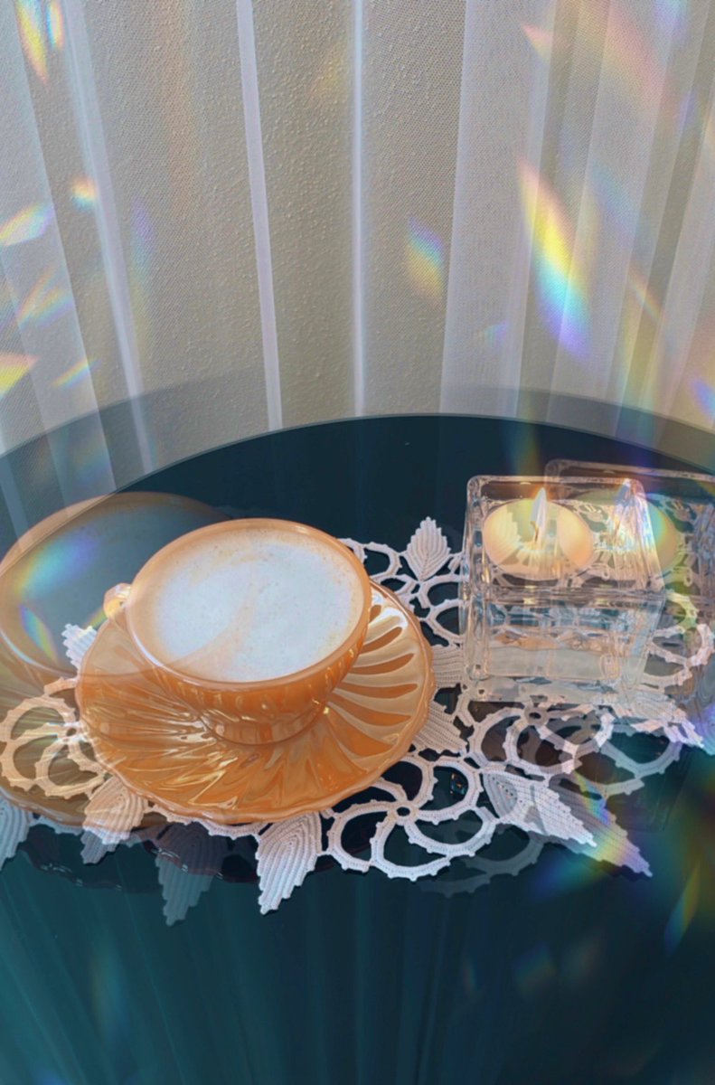 Anneanne yadigarı fincanımla 
Bebesini uyutmuş annenin en güzel an’ı❤️❤️
#momlife #mom #Coffee #kahve #anne #gündem