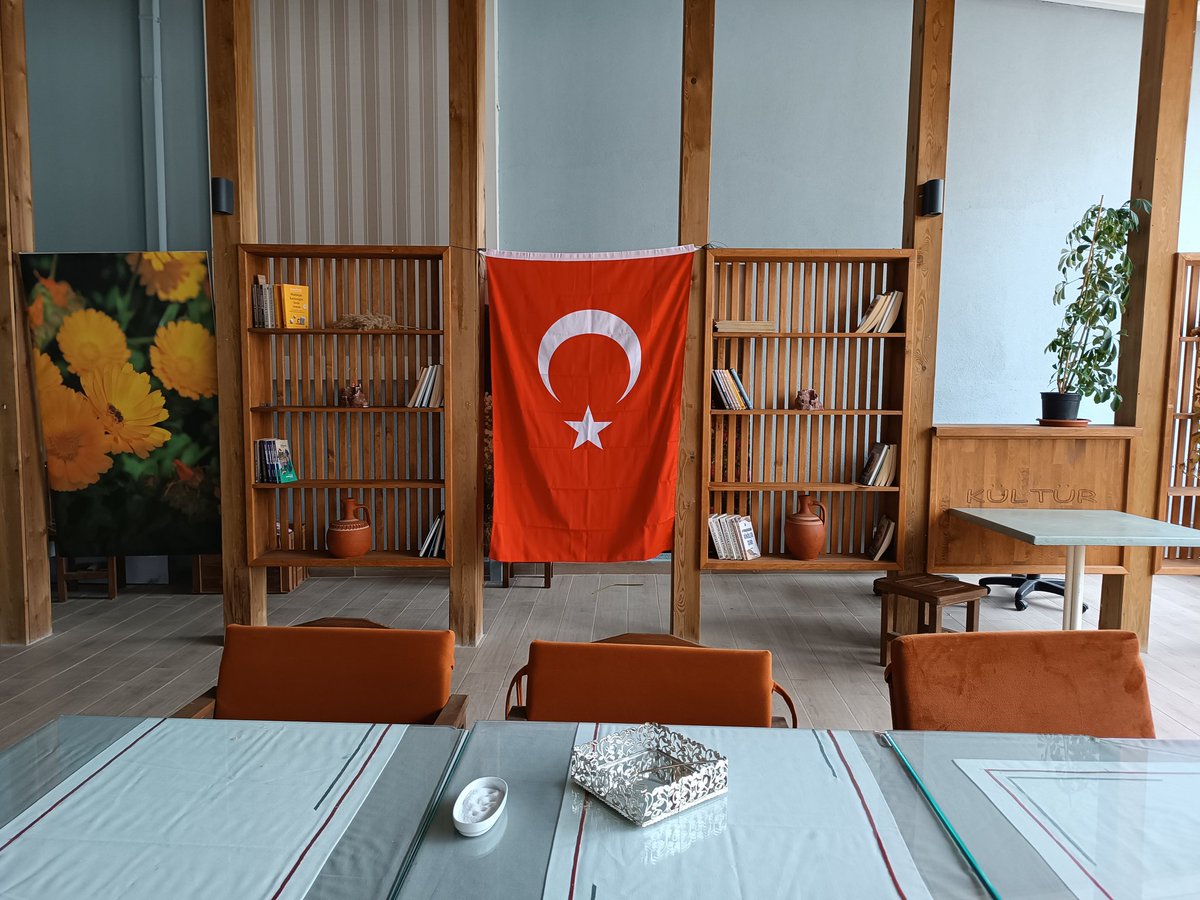 sinanpasakoop03's tweet photo. Kadın Koperatif Cafe'miz Bayraklarla Donatıldı. Sayın Valim https://t.co/8dco4aI27l