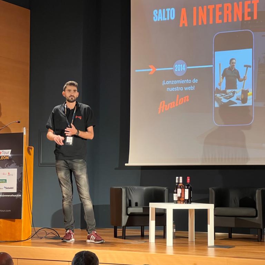 Ecommerce_es's tweet image. 💯 Momento de Raúl García, Ecommerce Manager de FERRETERIA ONLINE VTC. En este #StartupMoment conoceremos más sobre esta empresa familiar con más de 40 años de experiencia.

#EcommerceTourLeón