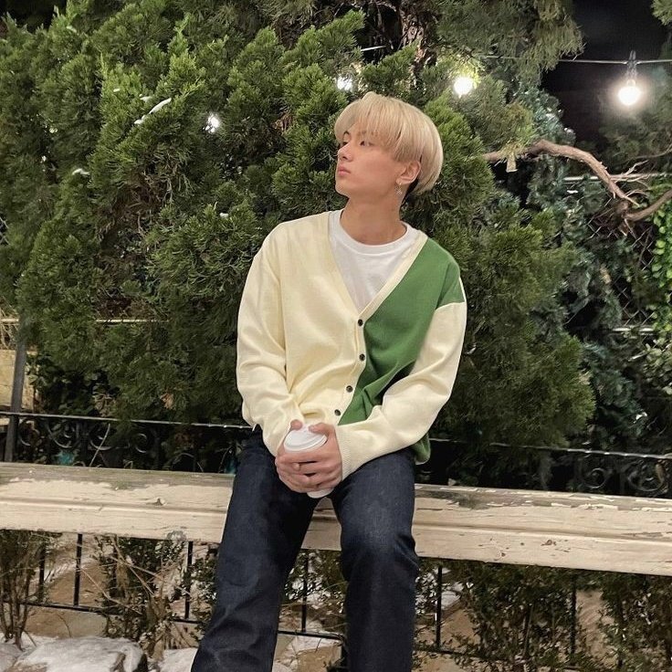 Shiebns's tweet image. ☁️ ; Hii!! I&apos;m shie and I&apos;m new to #stantwt or #kpoptwt

~ ☁️ Day 1 
~ ☁️ I&apos;m looking for #interactivemoots
~ ☁️ multistans ; bunnies, engenes, fearnot, dive,nswer, my, etc
~ any fandom are welcome ! 
~ ☁️ age limit : 10+
♡ / ↻  to boost