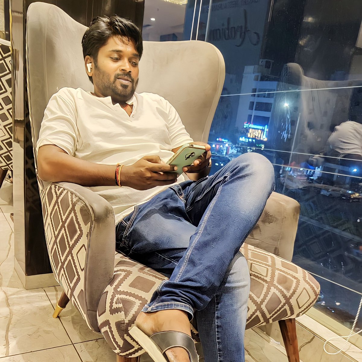 HanuBojja tweet media