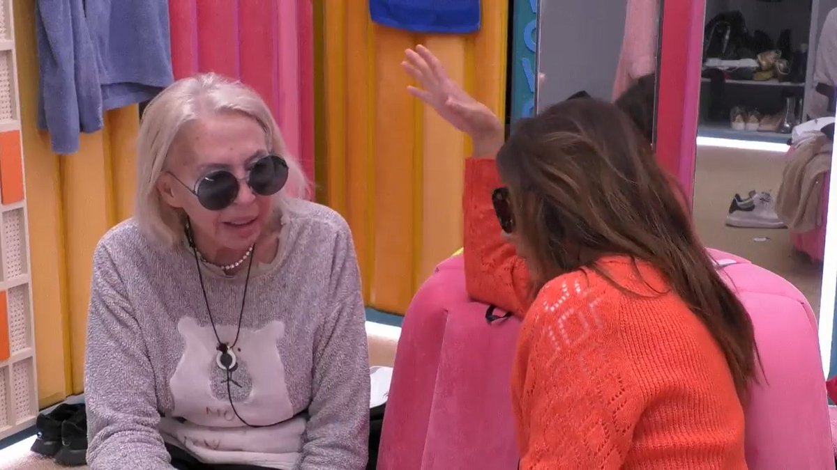 ghoficial's tweet image. Laura: "No podemos permitir que una panda de niñatos nos haga mierda"

#GHVIP26O #GHVIP25O 

🔴mitele.es/directo/gh-vip…