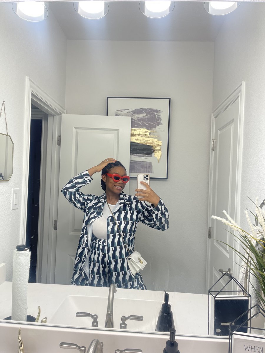 Pamilerin's tweet photo. Chop my money https://t.co/w53sNyDMRv