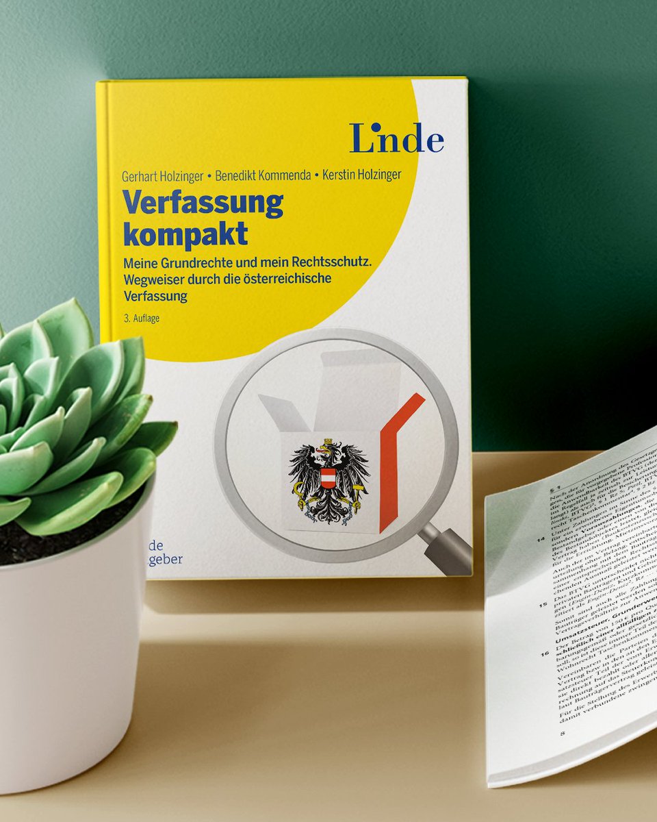 🏔️ "Regelwerk" Österreich? 

📖Mit dem Buch "Verfassung kompakt" bewahrst du den Überblick über deine Grundrechte und deinen Rechtsschutz. Der Wegweiser durch die österreichische Verfassung zeigt, was die Verfassung konkret für dich bedeutet. 

👉ow.ly/Z1Pf50Q07bt