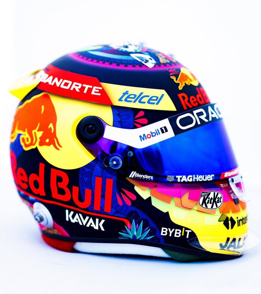 redbullracing's tweet photo. All in the details 🎨🔎 @SChecoPerez 🇲🇽 https://t.co/JL94WqI2BT