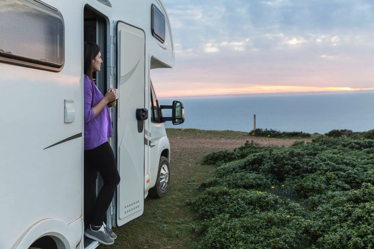 Winter is Coming! ❄️

Off-grid living with bulk LPG means you're in control of your energy needs. As winter approaches, it's time to prepare! 

Follow our tips for a cozy and worry-free season. 🏕️ 

#OffGridLiving #WinterPrep #BulkLPG