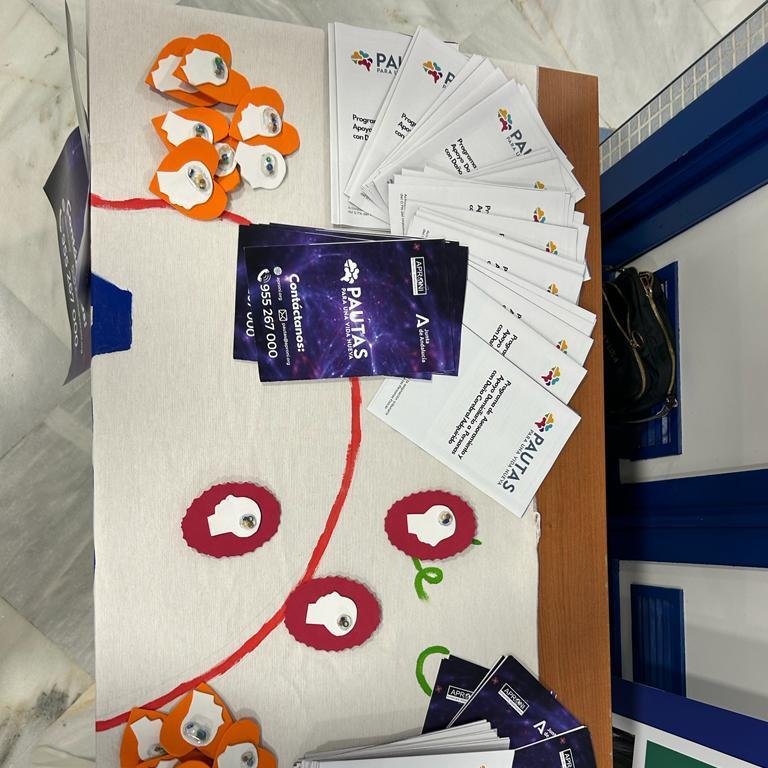 🗓️ 🧠Hoy es el Día del #DañoCerebralAdquirido y <a href="/FundacionAproni/">Fundación APRONI</a> ha estado en el Centro de Salud El Almorrón de #Écija para informar a nuestros usuarios sobre las 'Pautas para una vida nueva':

👉Rehabilitación, readaptación, apoyo psicológico terapéutico y social.