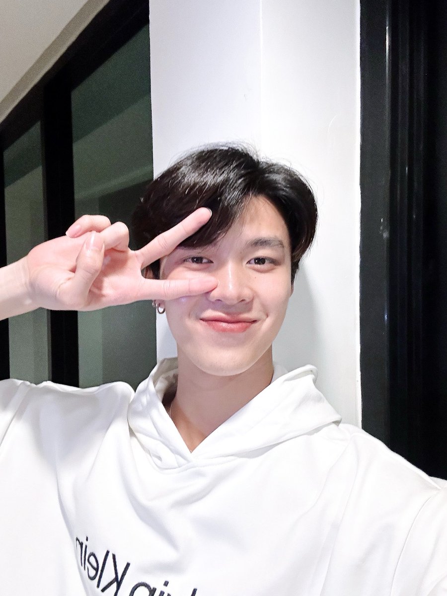 iQIYI_Thailand's tweet photo. พี่ทิวมารายงานตัวแล้ว อีกสองชั่วโมงเจอกันบน #iQIYI 
#พี่นักเลงที่รัก #MyDearGangsterOppa https://t.co/7AgFn2ioKv