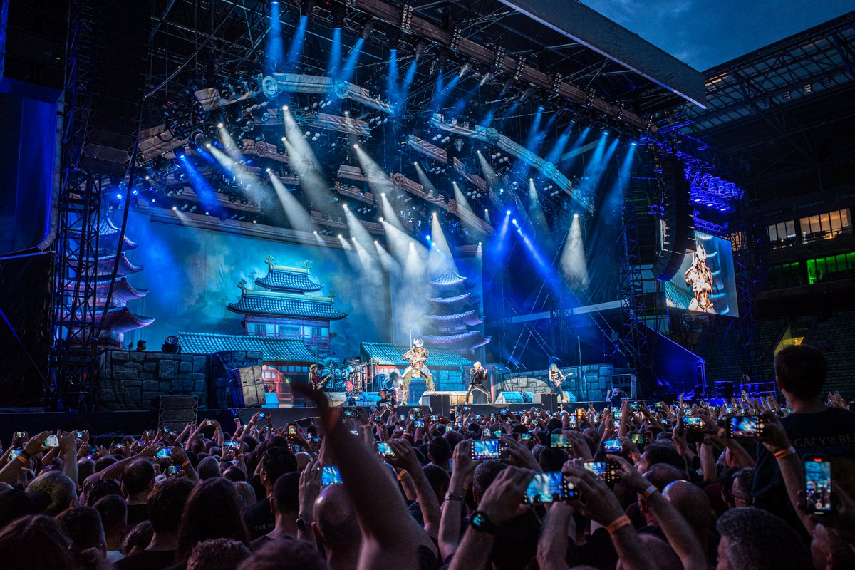 gyocsa's tweet photo. Throwback Thursday - Iron Maiden concert in Budapest '22 📷🇭🇺 
#28mm #shootgr_budapest #ricoh #IronMaiden https://t.co/wu89Jq70eT