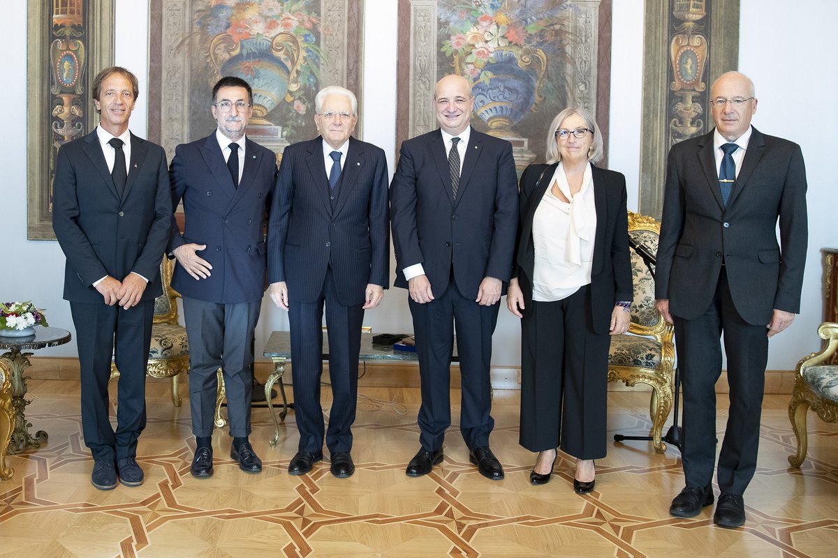 OGS_IT's tweet image. Il Presidente della Repubblica Sergio Mattarella ha ricevuto, oggi, al Quirinale una delegazione dell’#OGS ogs.it/it/notizie/una…