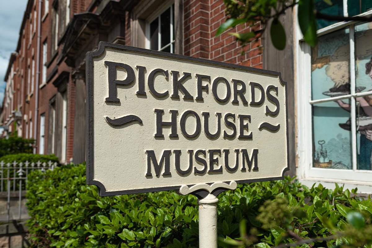 Pickford's House will be closed all day on Saturday 28th October for a wedding.

If you're interested in holding a private event here, find out more: derbymuseums.org/pickfords-hous…

📸 Image © Oliver Taylor Photography