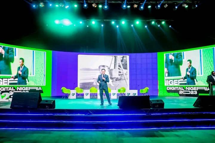 RarediamondzH's tweet photo. It is last day of #DigitalNigeria2023
#DigitalNigeriaConference2023  #iamJimmyWIN, CEO of New Win Global, took the stage and shared his insights on "Empowering Potential to WIN." https://t.co/VsOu848Mqu