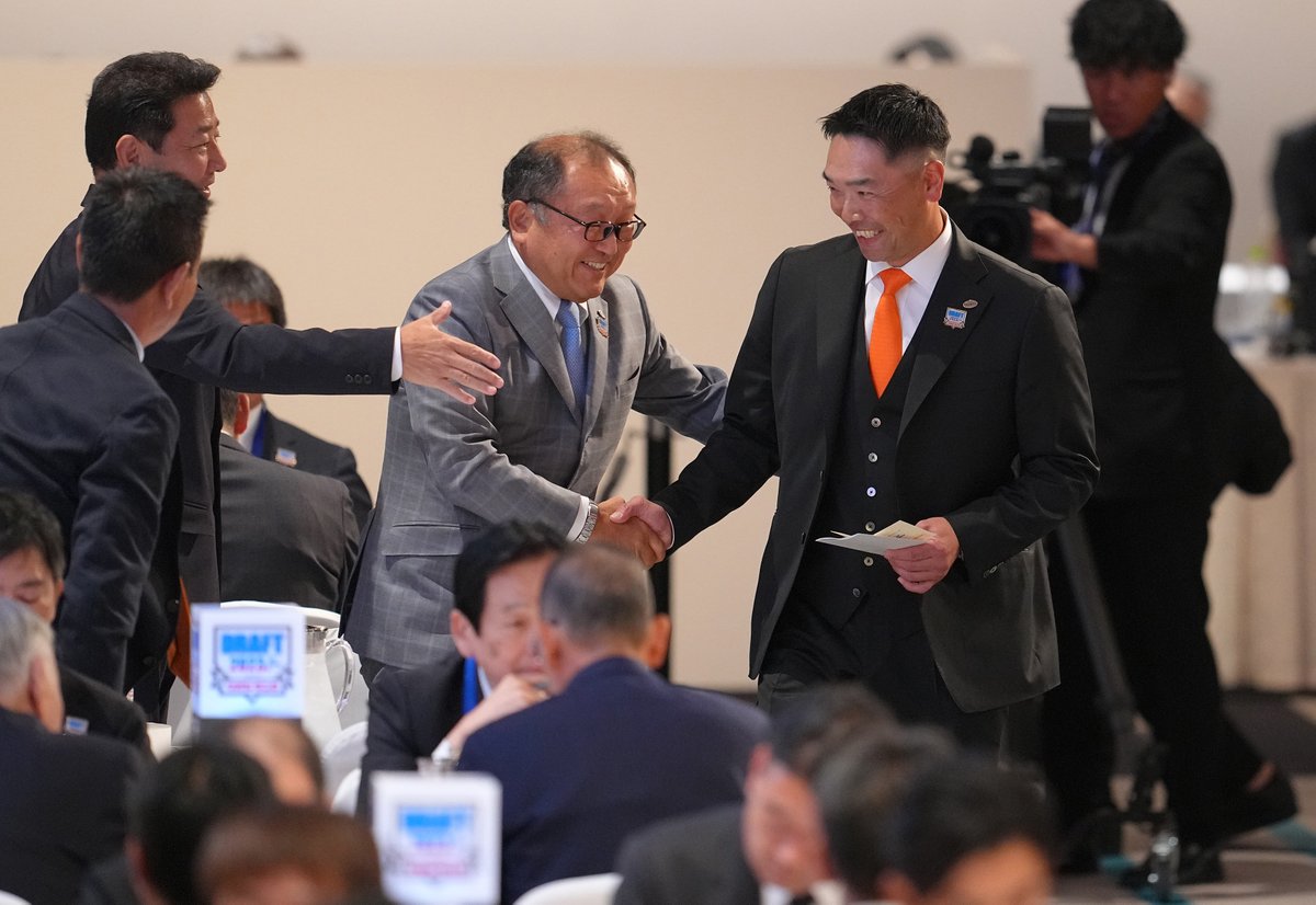 🔥#熱闘撮って出し🔥】 #阿部慎之助 監督のドラフト会議でのアザー