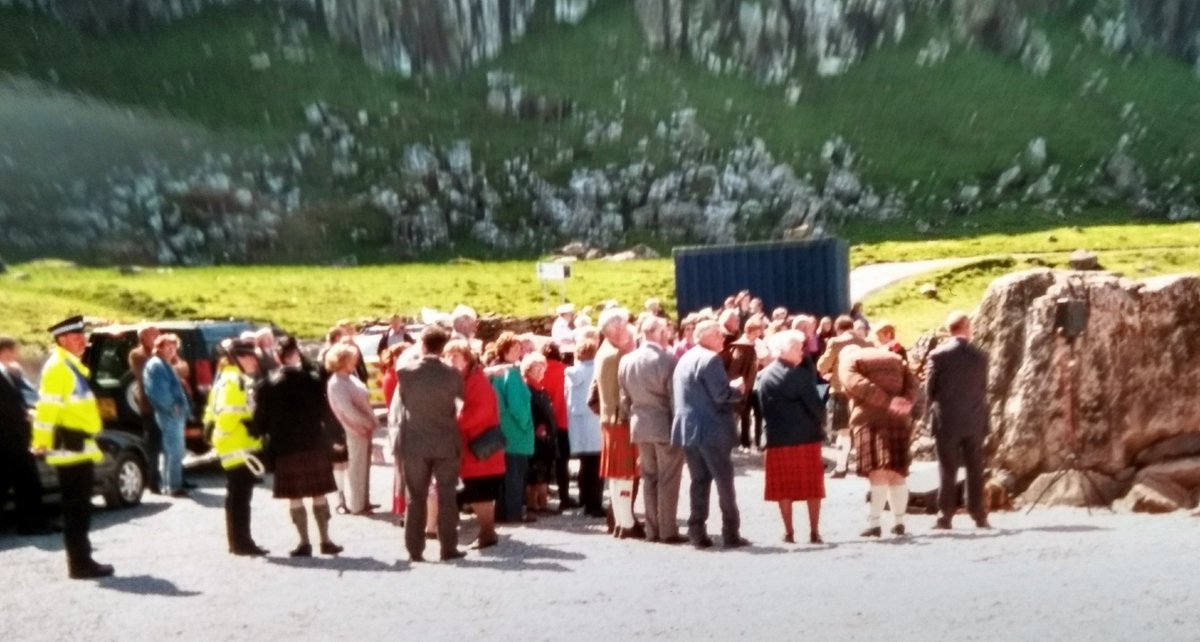 HRStaffin's tweet image. As Urras an Taobh Sear nears its 30th birthday, the launch of the #Staffin2034 survey during #communitylandweek
@CommunityLandSc
has got us reviewing the last 3 decades and the next 10...   skyeecomuseum.co.uk/latest/have-yo…… 1/2