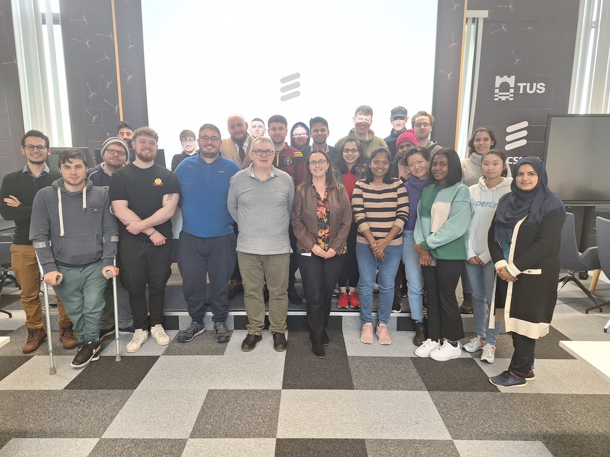 Thanks very much to Liam Fallon for a great Network Management lecture and very engaging discussion with our @Ericsson_IRL Masters in Applied Software Engineering class.