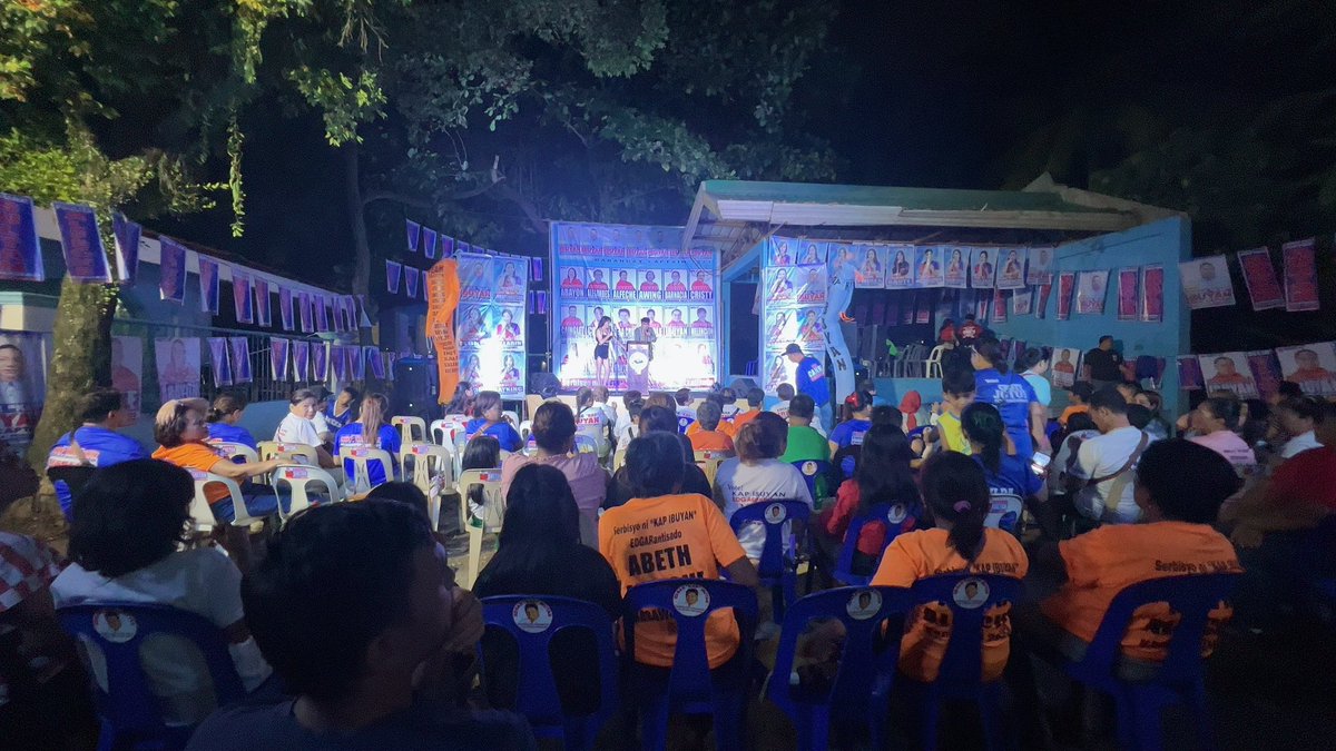 Barangay Rally here in Bankerohan tonight! In support to Team Kap Edgar Ibuyan. Especially to my friend and Number 1 Kagawad. Mayette Ibuyan Abayon.