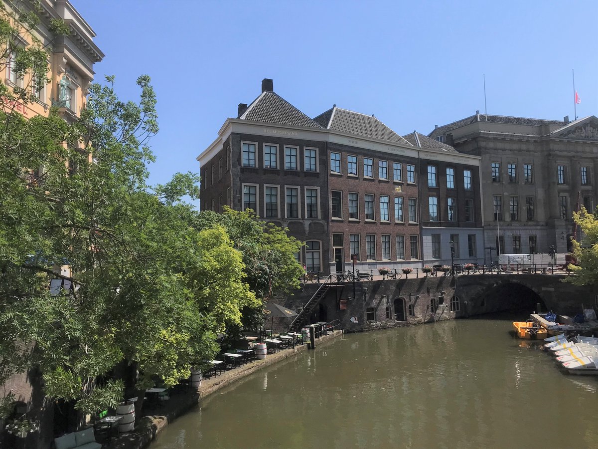 🤷‍♀️Nieuwsgierig naar wat #raad030 voor de stad doet? 

Op donderdag 2 november laten we het graag aan je zien in het stadhuis om 13.00u.

Je gaat met raadsleden in gesprek, je volgt een deel van de vergadering en krijgt een rondleiding.

👉Aanmelden kan via democratie@utrecht.nl