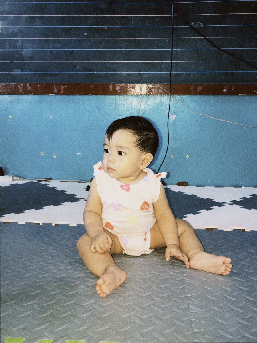 withlovenielle's tweet photo. ahhh reve, don’t grow up too fast 😭 https://t.co/L62klZwN9w