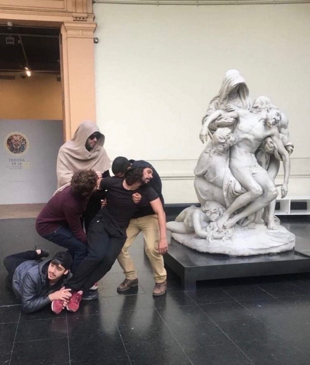 NO CONTEXT HUMANS (@humansnocontext) on Twitter photo 