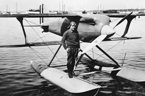 AFHF's tweet photo. 1925: Lt James H. Doolittle won the Schneider Cup Race at Baltimore Harbor in a Curtiss R3C-2 floatplane racer. He averaged 232.6 MPH. https://t.co/w6vB2JUMRi