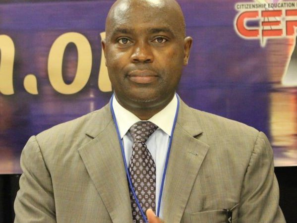 Olivier Kamanzi est le CEO de l’AGCC. Il est à l’initiative de la coalition de chefs d’entreprise noirs lancée à Washington. L'objectif est d'orienter les réserves de la #diaspora (1,7 Mds $) vers le continent.
buff.ly/3sd94sn

#entrepreneurs #afrique #investissement
