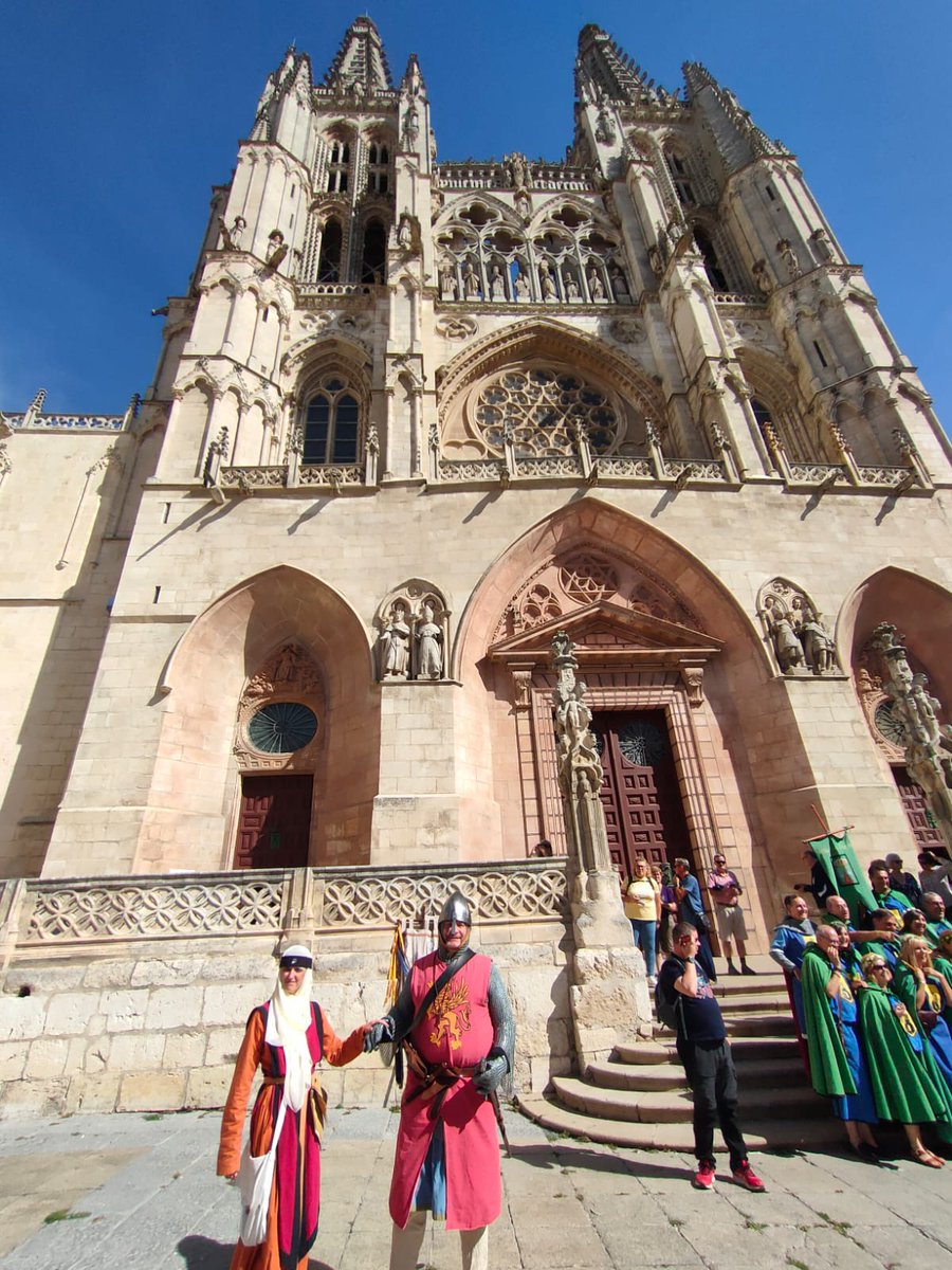 ¡Ganadores del Concurso de Vestimenta medieval #BurgosCidiano 2023! 
📷 Mejor vestimenta individual: Virginia Iglesias Rodríguez
📷Mejor vestimenta en grupo: Iván San Bernardino

Gracias a todos los participantes que nos han hecho llegar sus propuestas
#Burgos #burgoscidiano