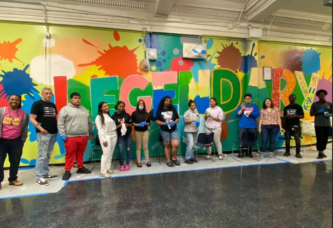 BronxConnect UYAI (@bronxconnect) on Twitter photo WOW! It never ceases to amaze us when we see another art piece that our youth had a hand in helping out with. Thank you <a href="/crashone/">Sander Tamaëla</a> for your vision and <a href="/nycthrive/">Thrive Collective</a> coordinating.
📸 nycthrive WOW! It never ceases to amaze us when we see another art piece that our youth had a hand in helping out with. Thank you <a href="/crashone/">Sander Tamaëla</a> for your vision and <a href="/nycthrive/">Thrive Collective</a> coordinating.
📸 nycthrive