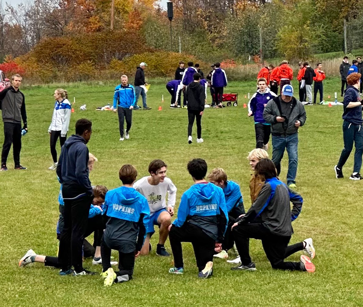 6AAA results our Hopkins boys raced to a 5th place finish, girls team places 3rd. Three royals advance to the MN state meet: Landon Hering, Sydney Drevlow, and Maeryn Pier. More team action after state at NXR Nov  12.
