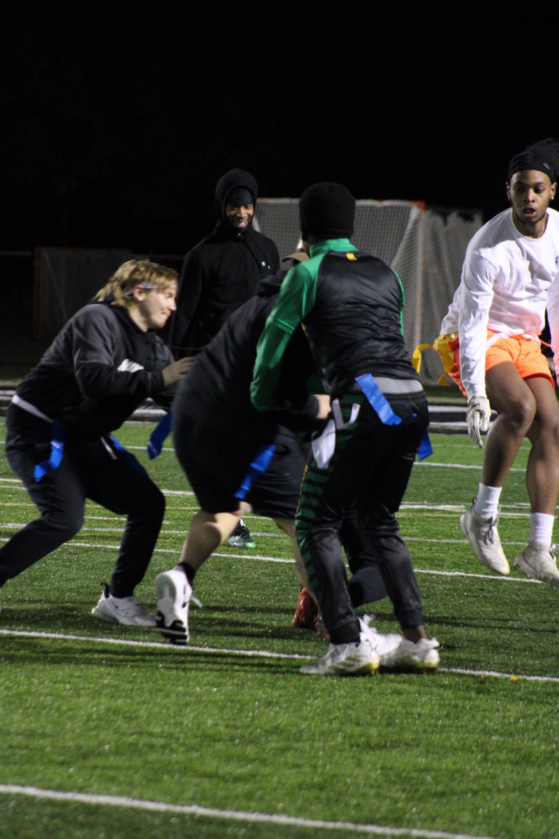 intramurals_bc's tweet image. Flag football week 3 📸 Photo credits: Leo Locatelli #bcim #flagfootball #week3 
flic.kr/s/aHBqjAZWAR