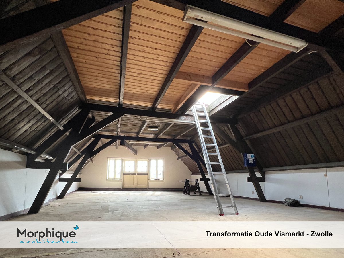 morphiquezwolle's tweet photo. Aan de Oude Vismarkt in Zwolle is onlangs gestart met de verbouw van de oude Pearl winkel. Voor de leegstaande verdiepingen maakte Morphique Architecten een transformatieplan voor 3 prachtige ruime appartementen

Aannemer @hanzebouw zal de restauratie voor zijn rekening nemen https://t.co/A7z4VnVtnM