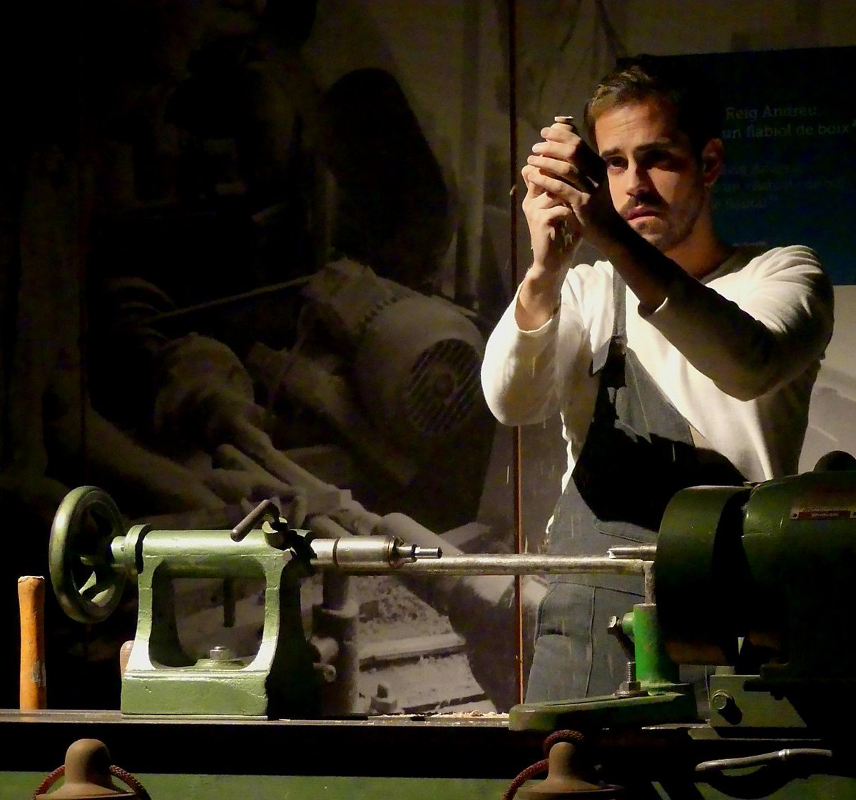 teatreeSseLa's tweet photo. reTORNs al #MuseudelaTorneria 
Música de SANTI CARCASSONA
Interpretacions NÀDIA PESARRODONA i ORIOL ROCA
Direcció: Pep Tines  i Cacu Prat
28, 29 octubre, 4, 5, 11 i 12 novembre
Entrades: https://t.co/md1mJsBnxr
#teatre #poesia #dansa #musical https://t.co/uXQDMWULdU