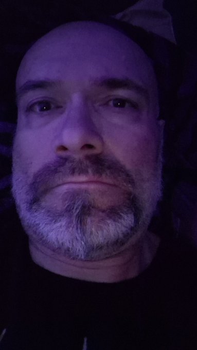 So, ladies, should I shave off my facial hair minus my little strip underneath my lip? https://t.co/