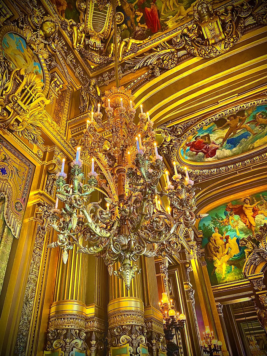 global_Xpr's tweet photo. If walls could sing, these would perform an opera. 🎶✨
#FrenchCharmings #HiddenParis #PalaisGarnierRevealed #CityOfLights https://t.co/nRzAm9h2Hv