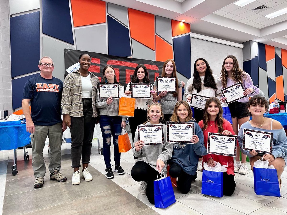 EastForsythVB's tweet photo. What a great evening celebrating our awesome Feeder Volleyball Players and Coaches!! We can’t wait to see all of these incredible athletes back in the gym next season!! GO BRONCOS!! 💙🏐🧡 @eastforsythbroncos https://t.co/qei8lqCepL