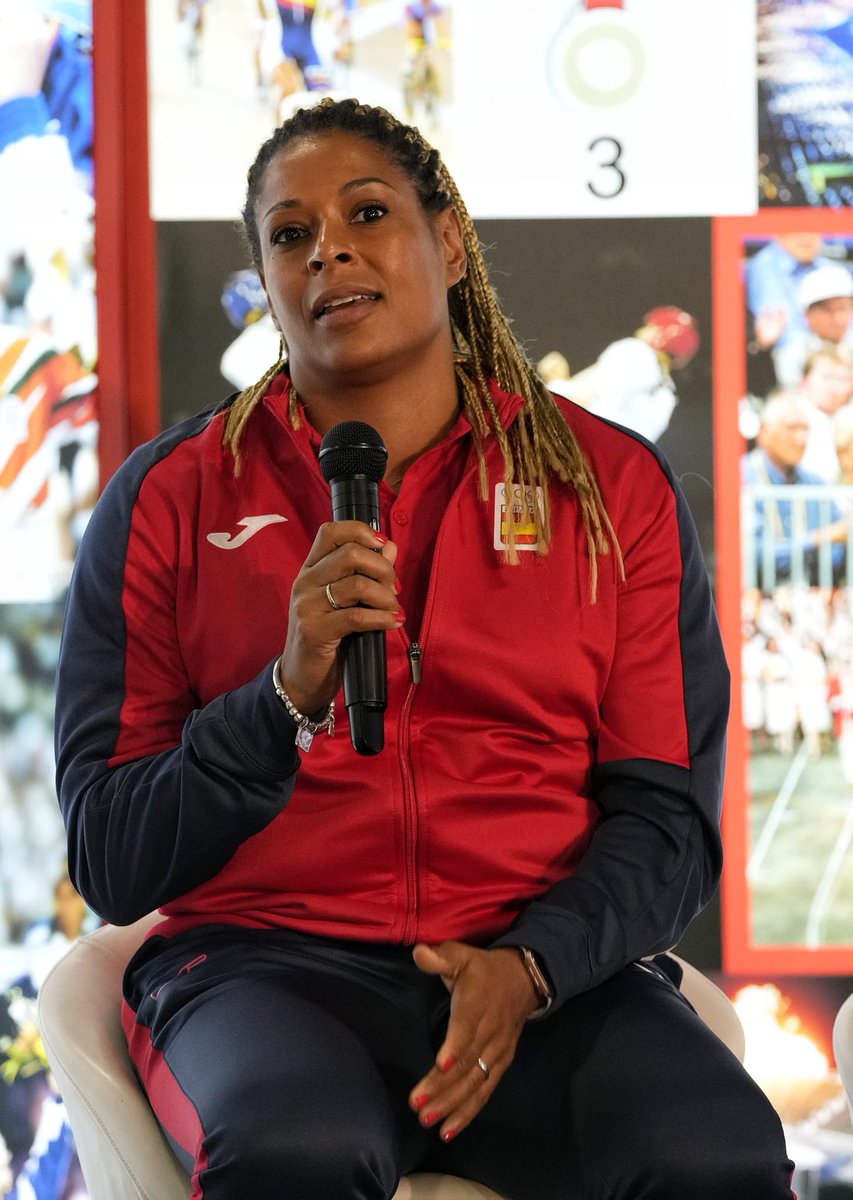 🗣️ <a href="/MangueOficial/">MARTA MANGUE</a>: "Lo que puedo aportar es cercanía. Mi padre fue uno de ellos y gracias a eso he tenido una vida mejor. Ahora quiero ayudarles y hacerles ver que hay una vida mejor".

📺 coe.tv

#EmbajadoresOlímpicos