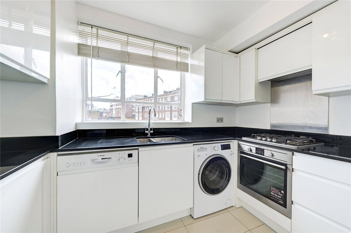 KayeandCarey's tweet photo. 💥ThrowbackThursday💥

SOLD: Egerton Crescent, Knightsbridge, London, SW3 2EB

Are you on the market and not yet sold? Let us help you get moving....

#Estateagent #Agent #Property #Home #Sold #besthouses #homesearch #househunting #LondonProperty #EgertonCrescent #Knightsbridge https://t.co/k2JOM4Fd1W