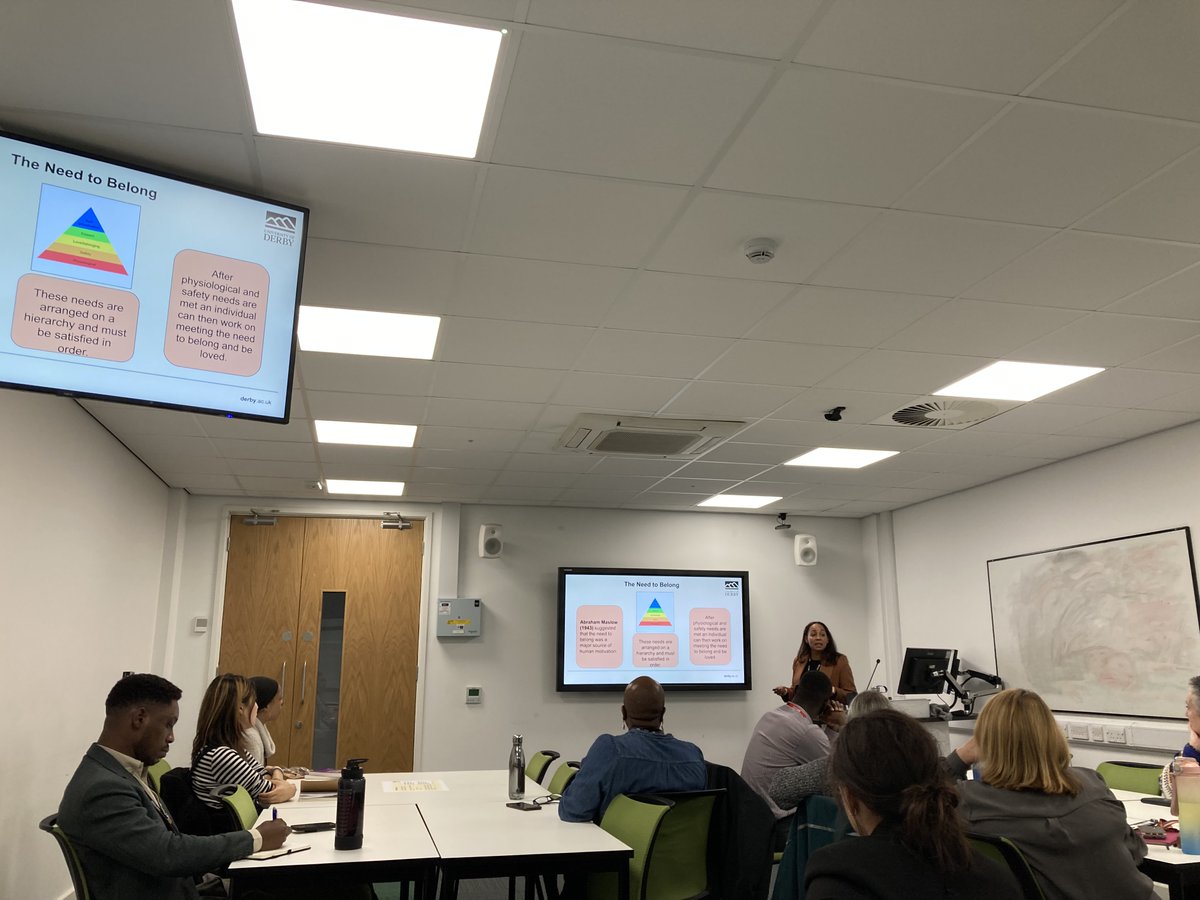 Derby Uni Students tweet media