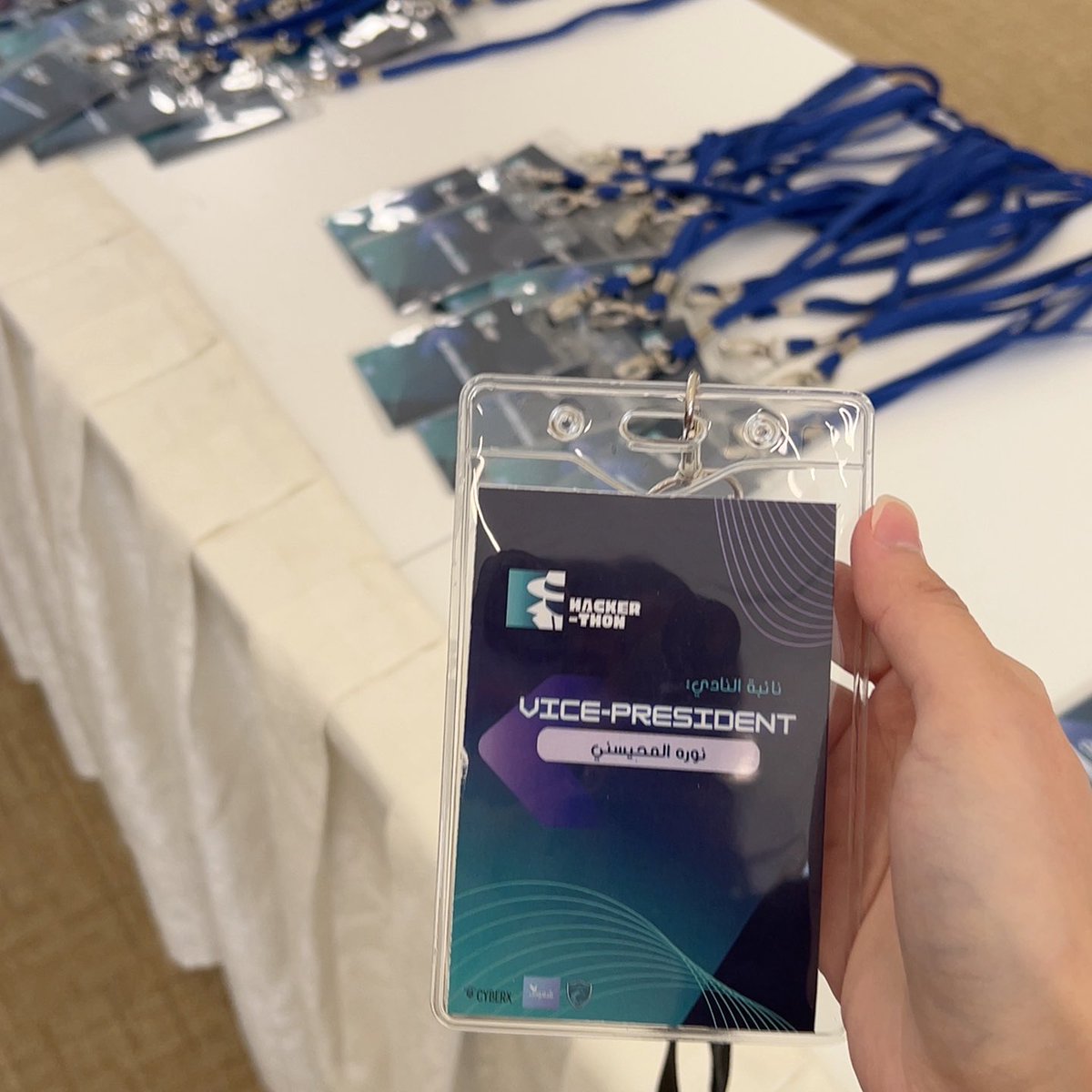 NorahCYS's tweet image. يوووووووم سعييييد !✨
فخورة بالنادي حقنا وفخووورة اننا حققنا فوق الي تخيلناه صدق صدق يسسوى تعبنا🥹❤️❤️
#HackerThon
#First_Hackthon_CYSC