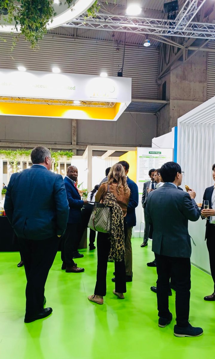 NeulandLabs's tweet image. Neuland Customer Soiree - Celebrating successful partnerships! 
Thank you to all our customers for making the soiree extra special, leaving us with fond memories.
#Customermeet #CPHI2023 #CPHIBarcelona #BarcelonaSoiree #NeulandLabs #Networking
#Day2