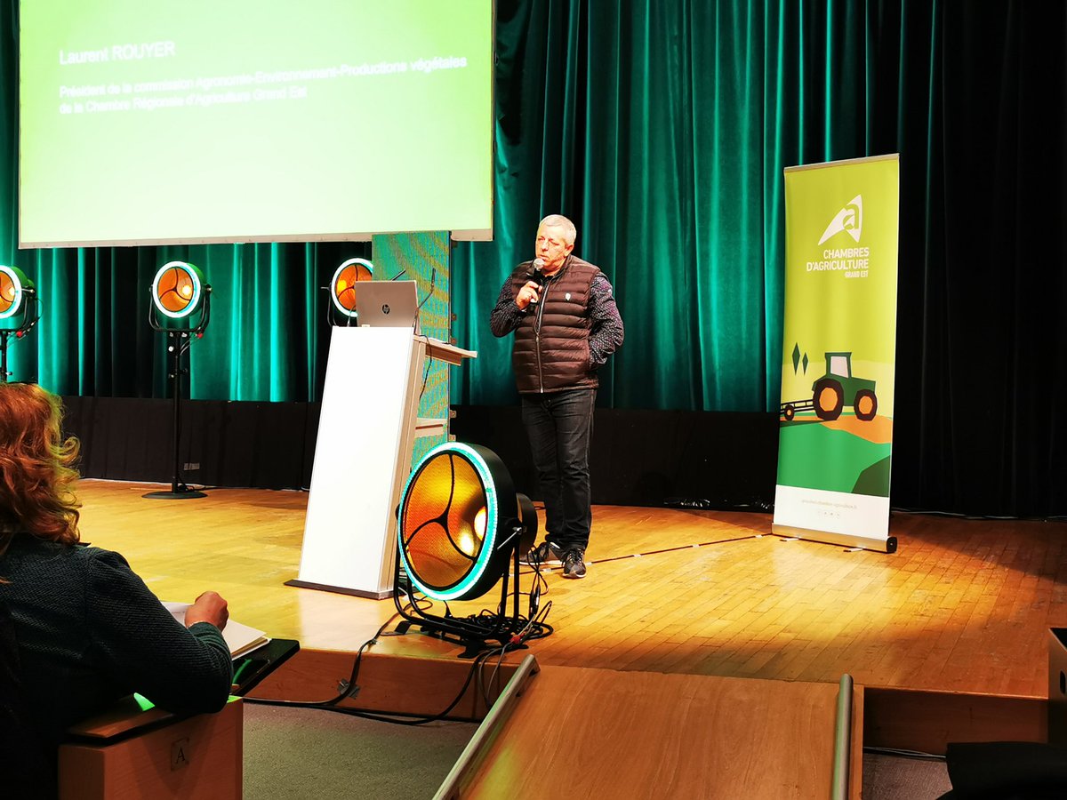 [Conférence AGRIMAX] 🐮🌻

💦  𝘾𝙤𝙣𝙛𝙚́𝙧𝙚𝙣𝙘𝙚 𝙨𝙪𝙧 𝙡'𝙀𝙖𝙪 𝘼𝙘𝙩𝙚 1, enjeu majeur pour l'agriculture dauj et de demain

📣 Contextualisatiin des enjeux par Laurent Rouyer. 

#agriculturedurable #eau #ressourcesnaturelles
#préservationdesressources