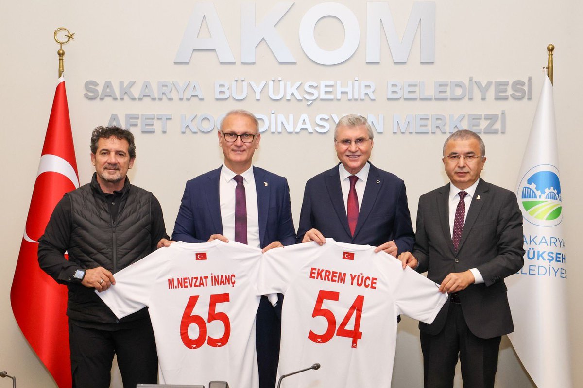 A Milli Hentbol Takımımız, 2025 Erkekler Dünya Hentbol Şampiyonası Avrupa Elemeleri 1. Tur karşılaşması’na İtalya’yla #AvrupaSporŞehriSakarya’da karşılaşacak👏🏼🤾🏻‍♂️🥅

📅1 Kasım Çarşamba 
📍Serdivan Spor Salonu
 ⏰19.00

Başkanımız Sn. Ekrem Yüce, “A mili heyecan şehrimizde