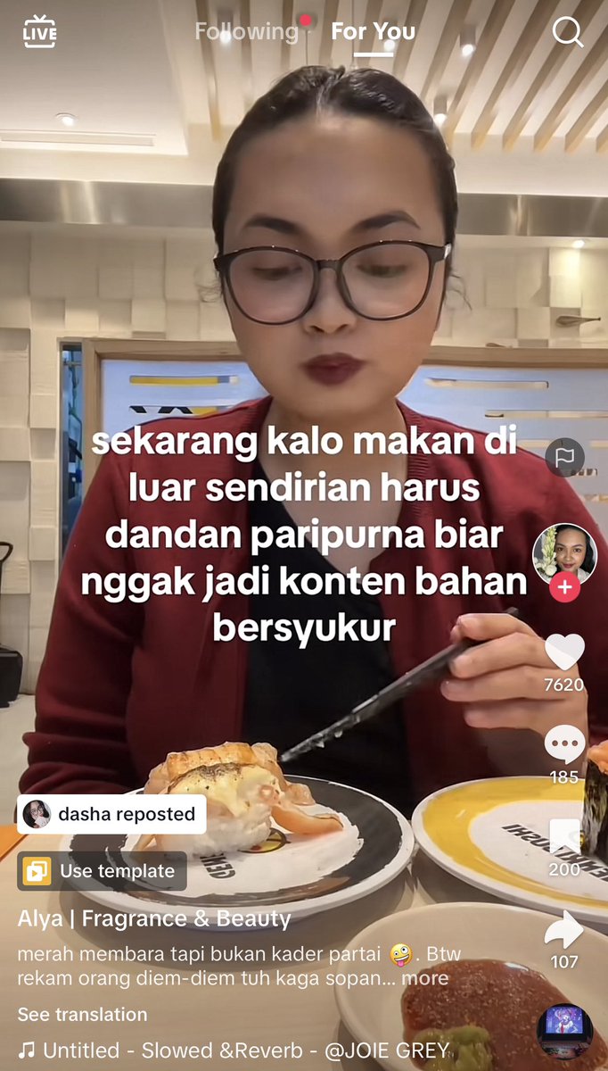 catsedih's tweet photo. kalo makan sendirian dandanannya paripurna bukan jadi bahan konten bersyukur kak, tapi dikira ani ani 😊 https://t.co/67QW4moHXF