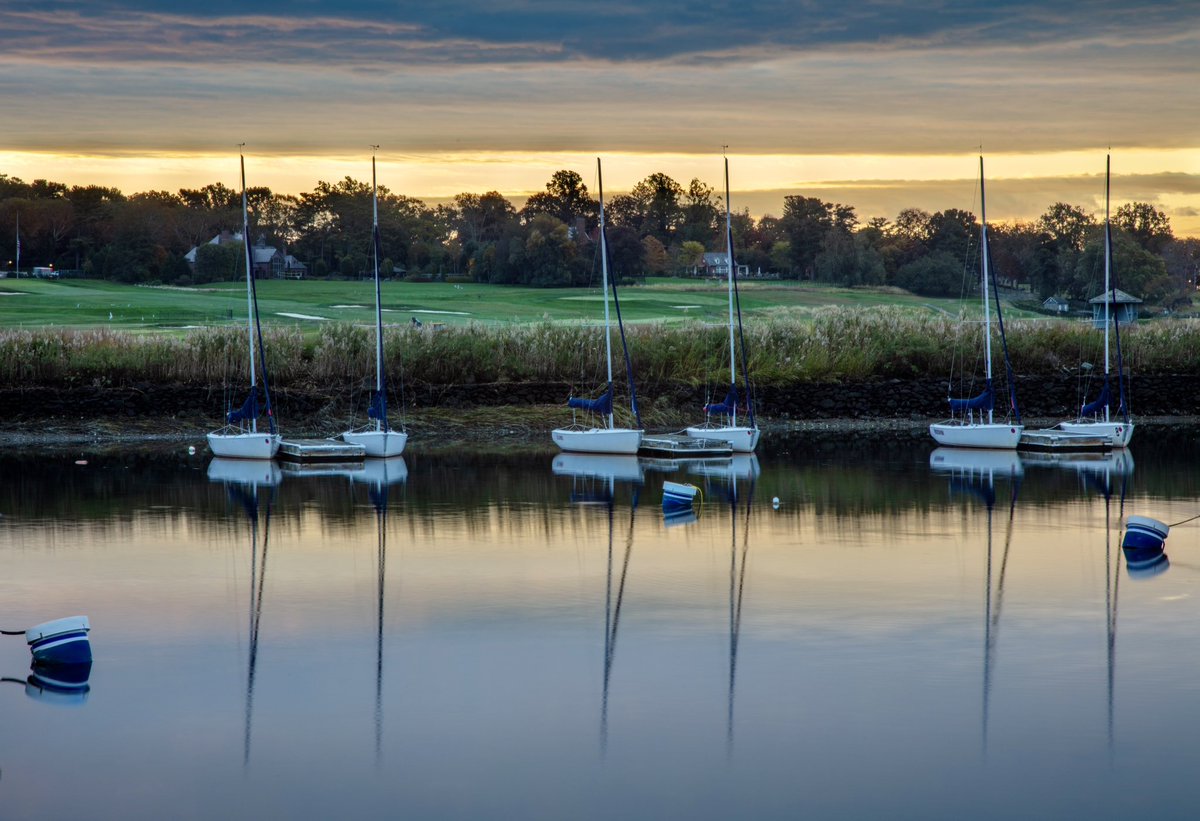 Southport Connecticut dawn

southportct #dawn #pequotyachtclub #fairfieldcountyct #coastalliving #coastalnewengland  #newengland #connecticut #mooring #eos5dsr #ef24105f4l #leefiltersystem #canon_photos #canon_photography #canon #ᴄᴀɴᴏɴᴘʜᴏᴛᴏɢʀᴀᴘʜᴇʀ #ilovesailing