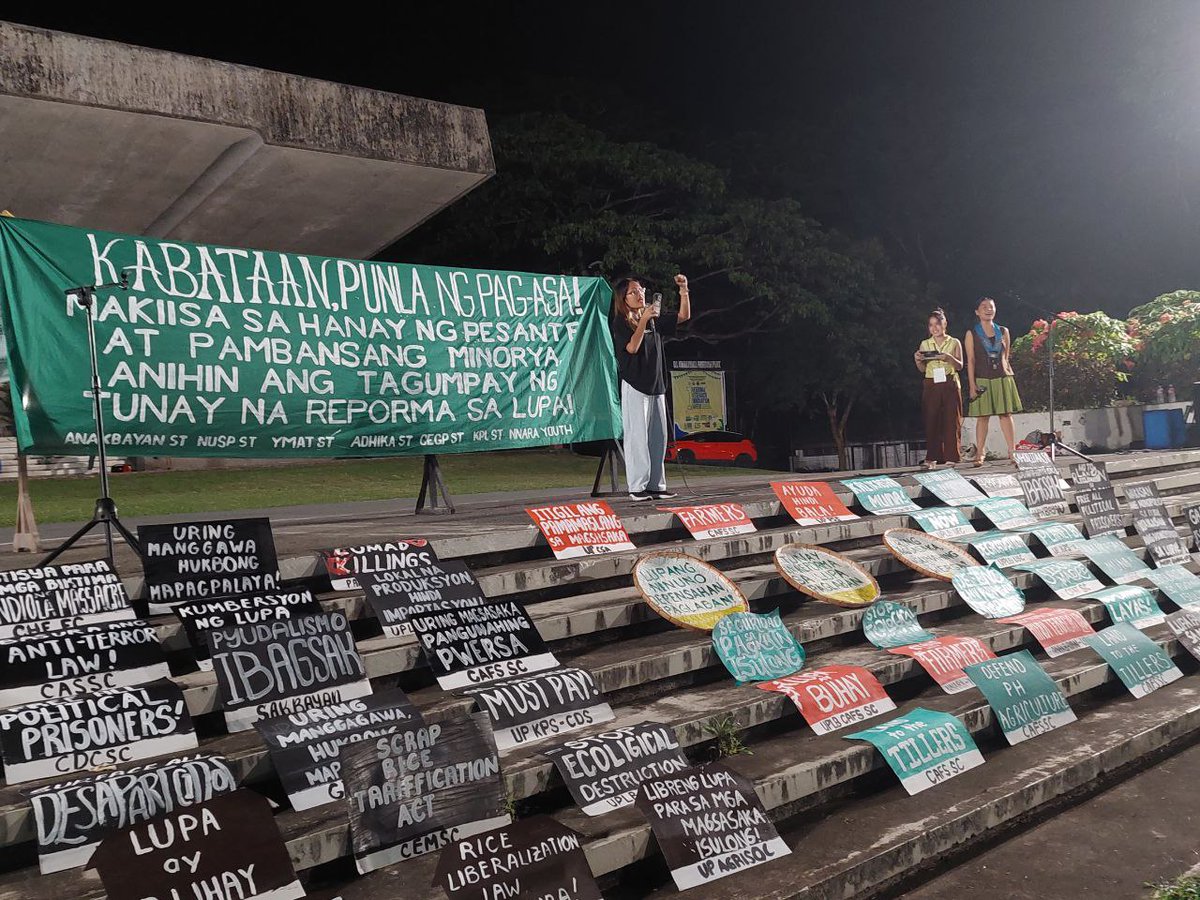 uplbperspective's tweet photo. Binanggit ng tagapagsalita mula sa CAFS Student at Freshman Council ang responsibilidad ng mga estudyante sa pagpapaingay sa mga panawagan ng mga magsasaka.
#LAB2023
#TunayPaLABanMakabayan
#PeasantMonth2023 https://t.co/u33MLzuFpB
