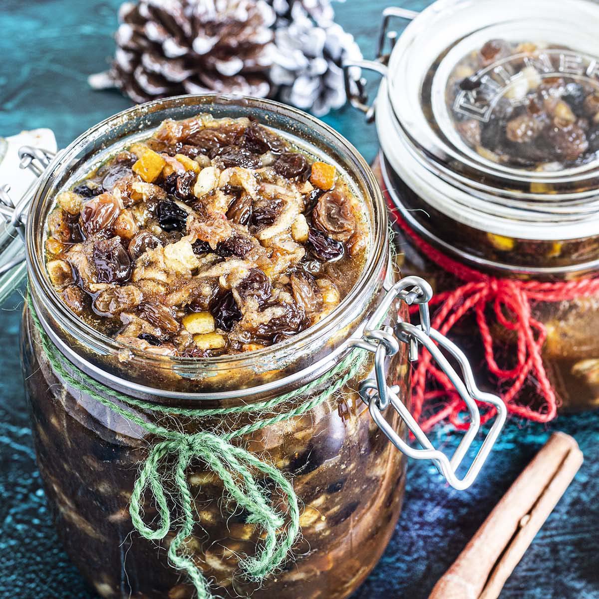 NobertSales's tweet image. Happy National Mincemeat Day!

Originally, #mincemeat served as a way of preserving meat without salting or smoking. Bakers then used the filling to make mince pies. In some families, mincemeat pies still find a place at the holiday dinner table today.

#NationalMincemeatDay